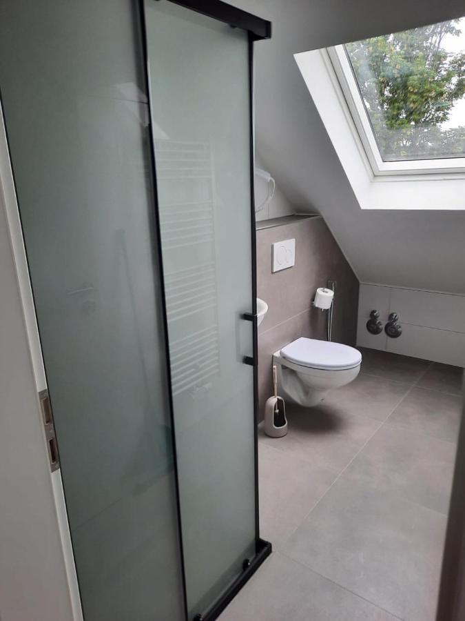 Ferienwohnung Apartment - Free Parking - Wifi - Kitchen Эссен Экстерьер фото